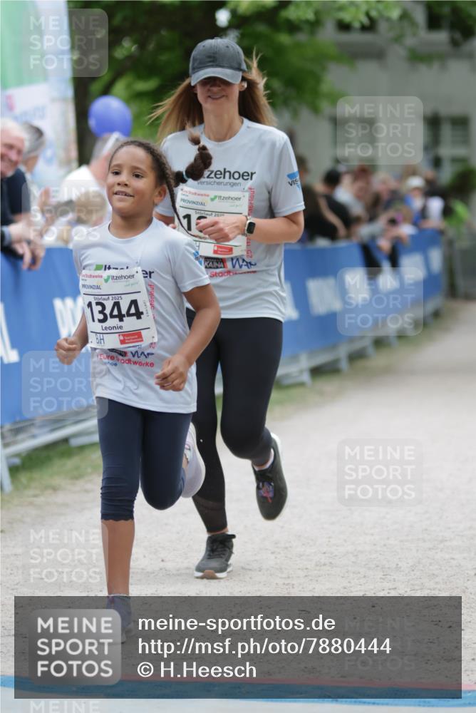 17.05.2025 - Störlauf H.Heesch http://msf.ph/oto/7880444 17.05.2025 15:00:01 Ziel  meine-sportfotos.de