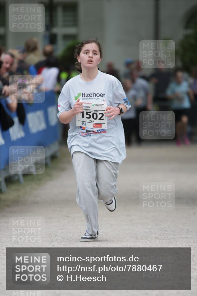 17.05.2025 - Störlauf H.Heesch http://msf.ph/oto/7880467 17.05.2025 15:00:11 Ziel  meine-sportfotos.de