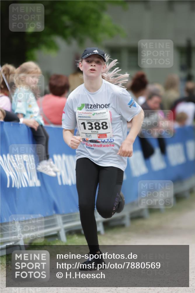 17.05.2025 - Störlauf H.Heesch http://msf.ph/oto/7880569 17.05.2025 15:00:55 Ziel  meine-sportfotos.de