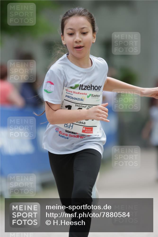 17.05.2025 - Störlauf H.Heesch http://msf.ph/oto/7880584 17.05.2025 15:00:57 Ziel  meine-sportfotos.de
