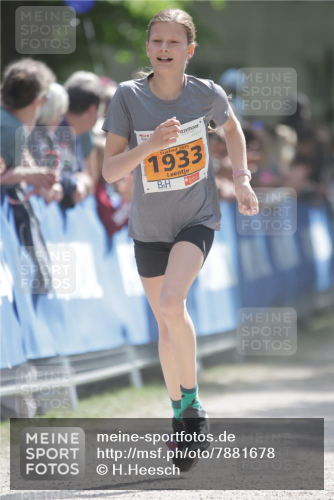 17.05.2025 - Störlauf H.Heesch http://msf.ph/oto/7881678 17.05.2025 15:26:59 Ziel  meine-sportfotos.de