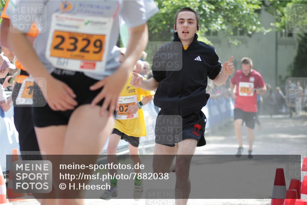 17.05.2025 - Störlauf H.Heesch http://msf.ph/oto/7882038 17.05.2025 15:30:03 Ziel  meine-sportfotos.de