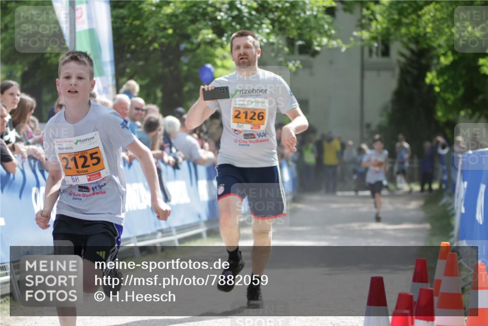 17.05.2025 - Störlauf H.Heesch http://msf.ph/oto/7882059 17.05.2025 15:30:11 Ziel  meine-sportfotos.de