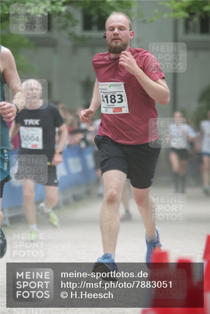 17.05.2025 - Störlauf H.Heesch http://msf.ph/oto/7883051 17.05.2025 18:53:08 Ziel  meine-sportfotos.de