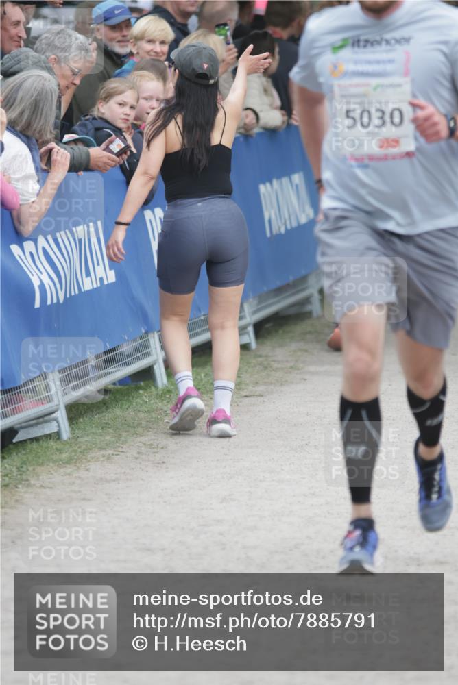 17.05.2025 - Störlauf H.Heesch http://msf.ph/oto/7885791 17.05.2025 18:58:59 Ziel  meine-sportfotos.de