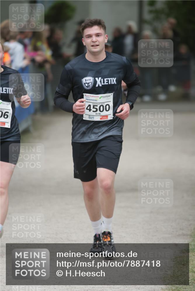 17.05.2025 - Störlauf H.Heesch http://msf.ph/oto/7887418 17.05.2025 19:01:56 Ziel  meine-sportfotos.de