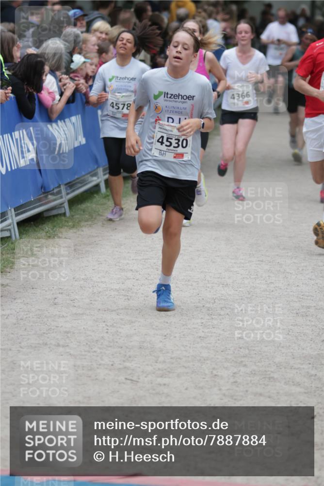 17.05.2025 - Störlauf H.Heesch http://msf.ph/oto/7887884 17.05.2025 19:03:13 Ziel  meine-sportfotos.de