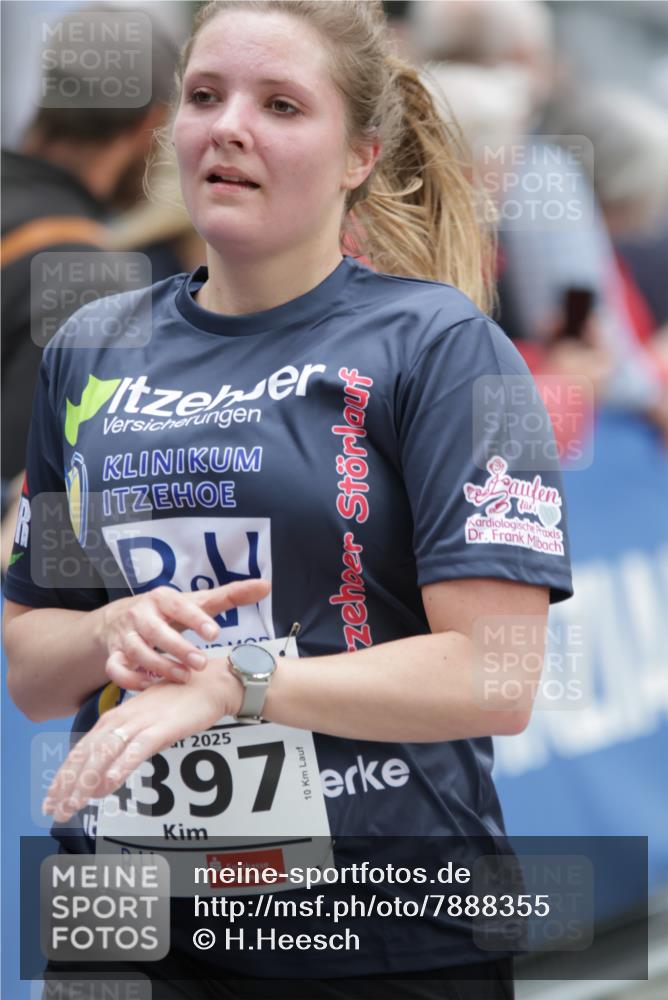 17.05.2025 - Störlauf H.Heesch http://msf.ph/oto/7888355 17.05.2025 19:03:59 Ziel  meine-sportfotos.de