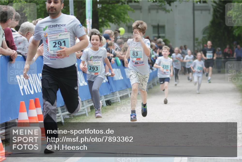 17.05.2025 - Störlauf H.Heesch http://msf.ph/oto/7893362 17.05.2025 13:42:05 Ziel 291, 293, 83, 235 meine-sportfotos.de