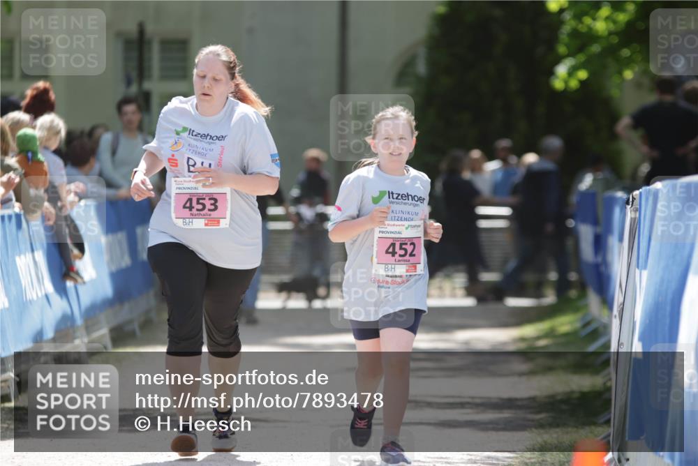 17.05.2025 - Störlauf H.Heesch http://msf.ph/oto/7893478 17.05.2025 14:03:21 Ziel 2025, 453, 2025, 452 meine-sportfotos.de