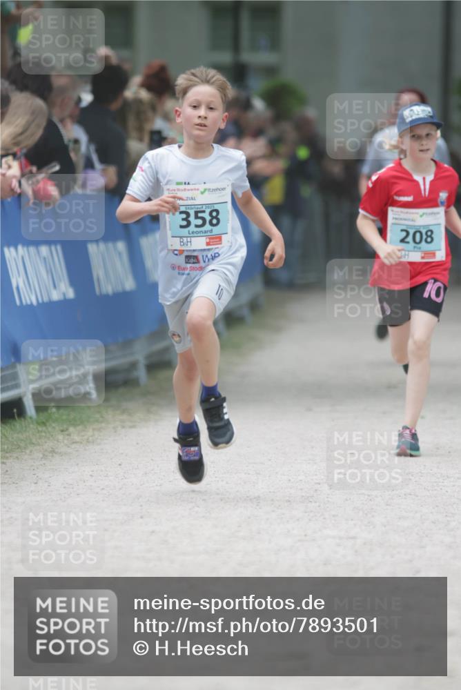 17.05.2025 - Störlauf H.Heesch http://msf.ph/oto/7893501 17.05.2025 13:42:46 Ziel 2025, 358, 70, 208, 10 meine-sportfotos.de