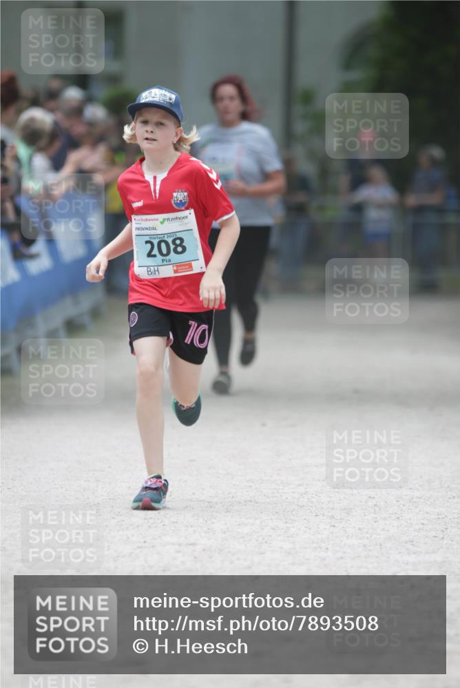 17.05.2025 - Störlauf H.Heesch http://msf.ph/oto/7893508 17.05.2025 13:42:47 Ziel 2025, 208, 70 meine-sportfotos.de