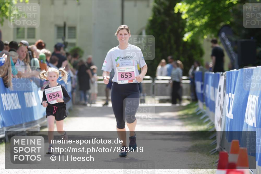 17.05.2025 - Störlauf H.Heesch http://msf.ph/oto/7893519 17.05.2025 14:04:56 Ziel 654, 653 meine-sportfotos.de