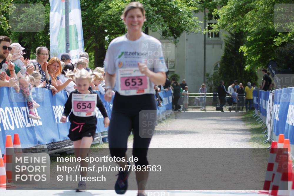 17.05.2025 - Störlauf H.Heesch http://msf.ph/oto/7893563 17.05.2025 14:05:00 Ziel 654, 653 meine-sportfotos.de