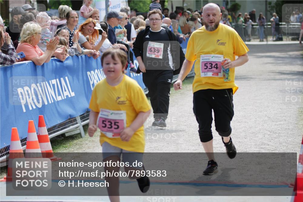 17.05.2025 - Störlauf H.Heesch http://msf.ph/oto/7893583 17.05.2025 14:06:18 Ziel 999, 535, 07, 639, 2025, 534 meine-sportfotos.de