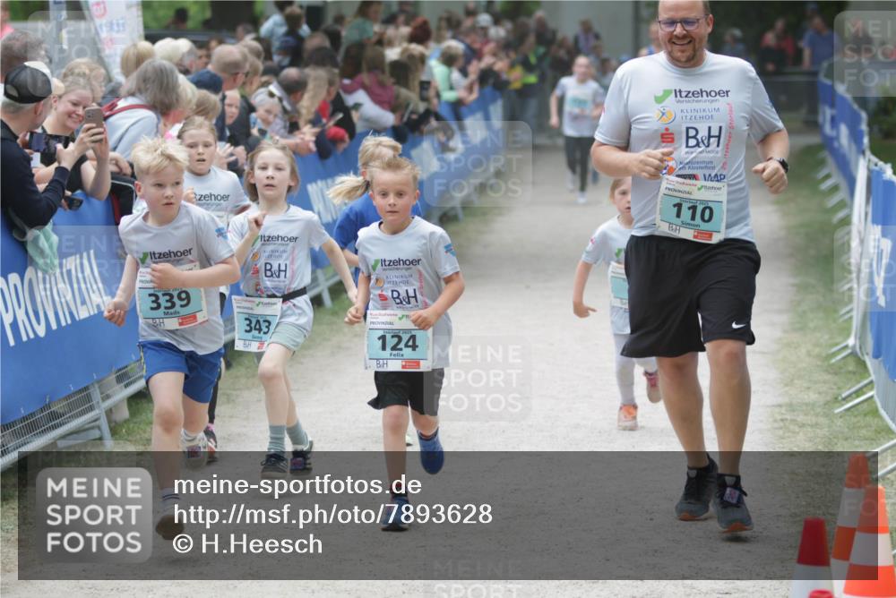 17.05.2025 - Störlauf H.Heesch http://msf.ph/oto/7893628 17.05.2025 13:43:22 Ziel 339, 343, 124, 110 meine-sportfotos.de