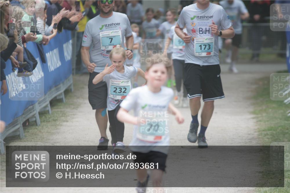 17.05.2025 - Störlauf H.Heesch http://msf.ph/oto/7893681 17.05.2025 13:43:42 Ziel 2025, 7, 173, 232, 70 meine-sportfotos.de