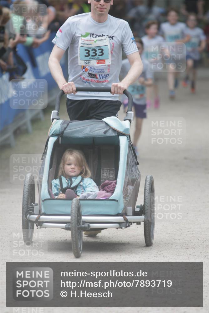 17.05.2025 - Störlauf H.Heesch http://msf.ph/oto/7893719 17.05.2025 13:43:54 Ziel 2025, 333, 5 meine-sportfotos.de