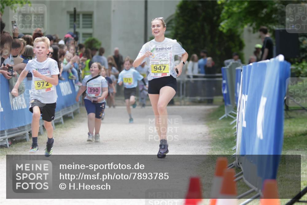 17.05.2025 - Störlauf H.Heesch http://msf.ph/oto/7893785 17.05.2025 14:10:33 Ziel 972, 390, 2025, 947 meine-sportfotos.de