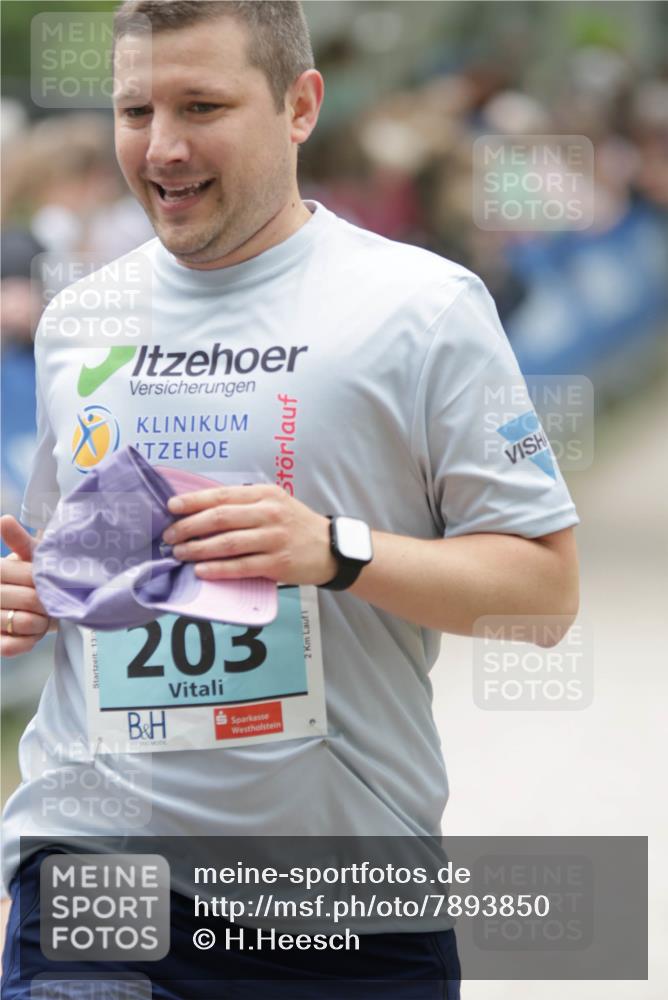 17.05.2025 - Störlauf H.Heesch http://msf.ph/oto/7893850 17.05.2025 13:44:37 Ziel 13, 3, 2, 203 meine-sportfotos.de