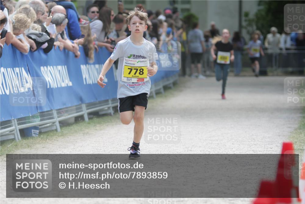 17.05.2025 - Störlauf H.Heesch http://msf.ph/oto/7893859 17.05.2025 14:10:44 Ziel 2025, 778, 237 meine-sportfotos.de