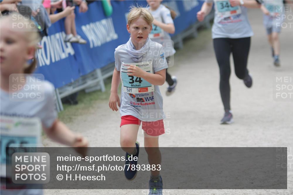 17.05.2025 - Störlauf H.Heesch http://msf.ph/oto/7893883 17.05.2025 13:44:47 Ziel 165, 34, 340 meine-sportfotos.de