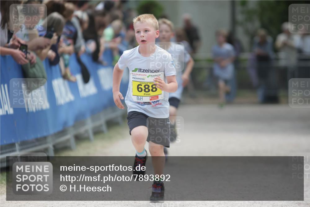 17.05.2025 - Störlauf H.Heesch http://msf.ph/oto/7893892 17.05.2025 14:10:52 Ziel 2025, 688 meine-sportfotos.de
