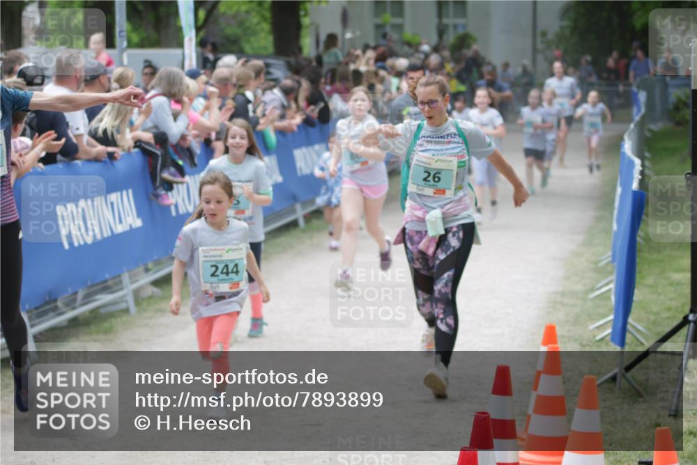 17.05.2025 - Störlauf H.Heesch http://msf.ph/oto/7893899 17.05.2025 13:44:52 Ziel 244, 26 meine-sportfotos.de