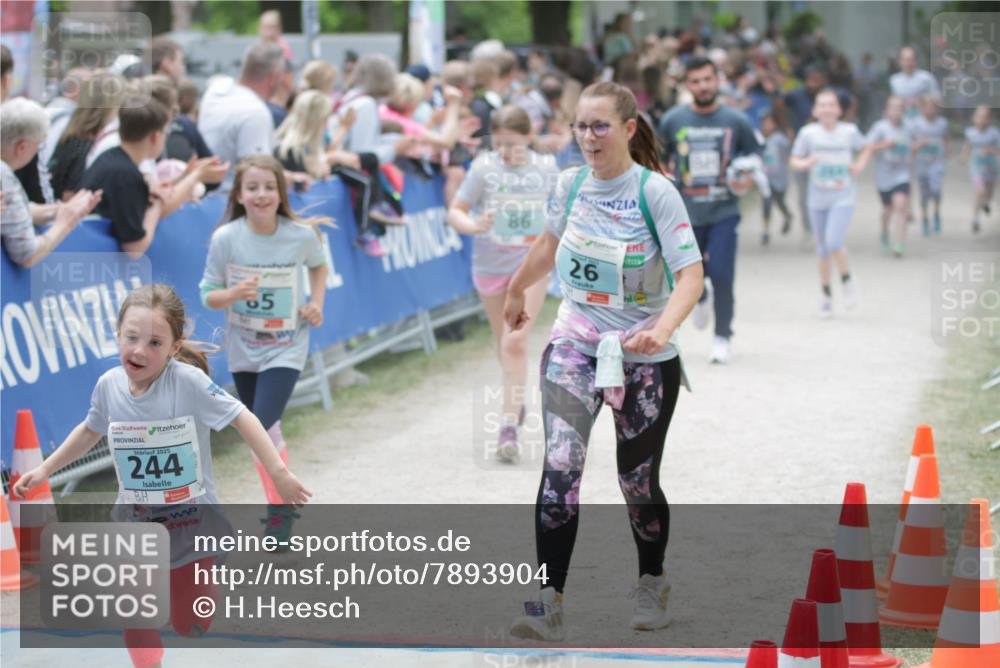 17.05.2025 - Störlauf H.Heesch http://msf.ph/oto/7893904 17.05.2025 13:44:53 Ziel 2025, 244, 65, 86, 26, 20 meine-sportfotos.de