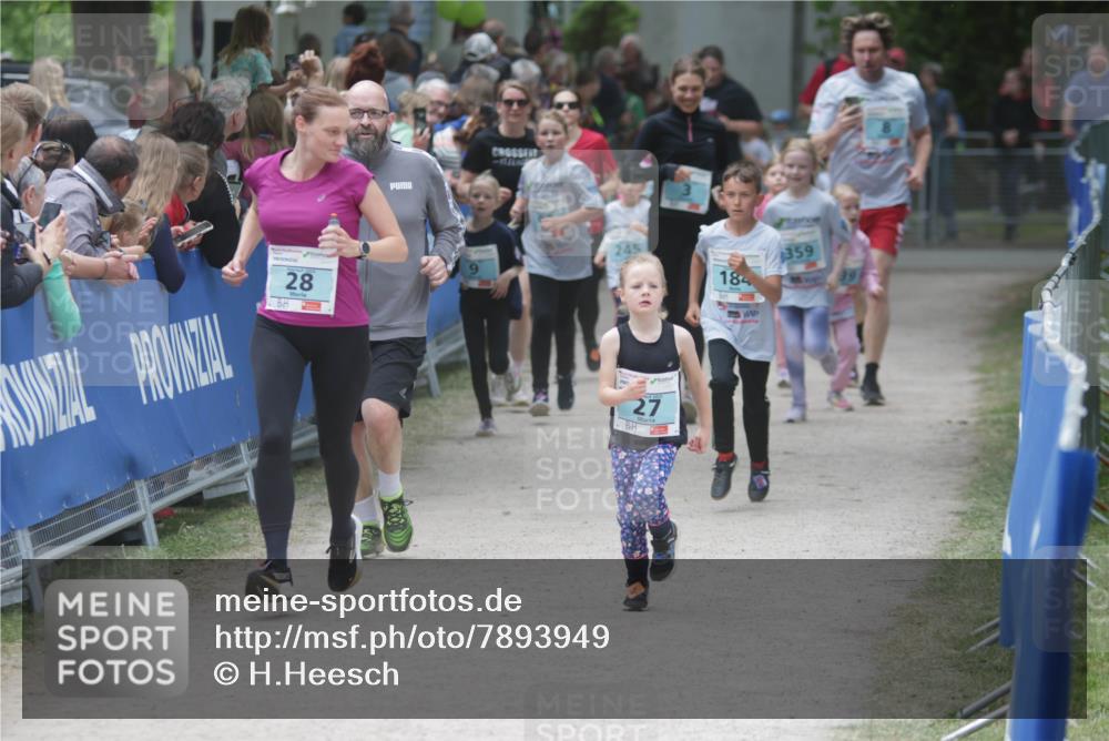 17.05.2025 - Störlauf H.Heesch http://msf.ph/oto/7893949 17.05.2025 13:45:06 Ziel 28, 245, 27, 184, 359 meine-sportfotos.de