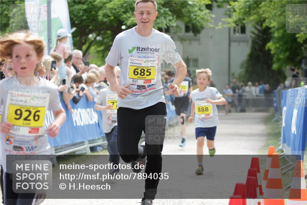 17.05.2025 - Störlauf H.Heesch http://msf.ph/oto/7894035 17.05.2025 14:11:41 Ziel 926, 8, 2025, 685, 888 meine-sportfotos.de