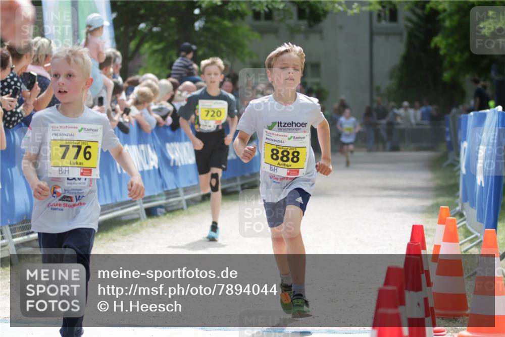 17.05.2025 - Störlauf H.Heesch http://msf.ph/oto/7894044 17.05.2025 14:11:42 Ziel 2025, 776, 5, 720, 2025, 888 meine-sportfotos.de