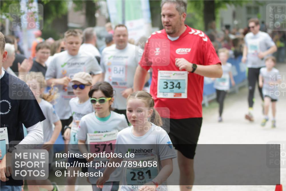 17.05.2025 - Störlauf H.Heesch http://msf.ph/oto/7894058 17.05.2025 13:45:39 Ziel 334, 571, 2025, 281 meine-sportfotos.de