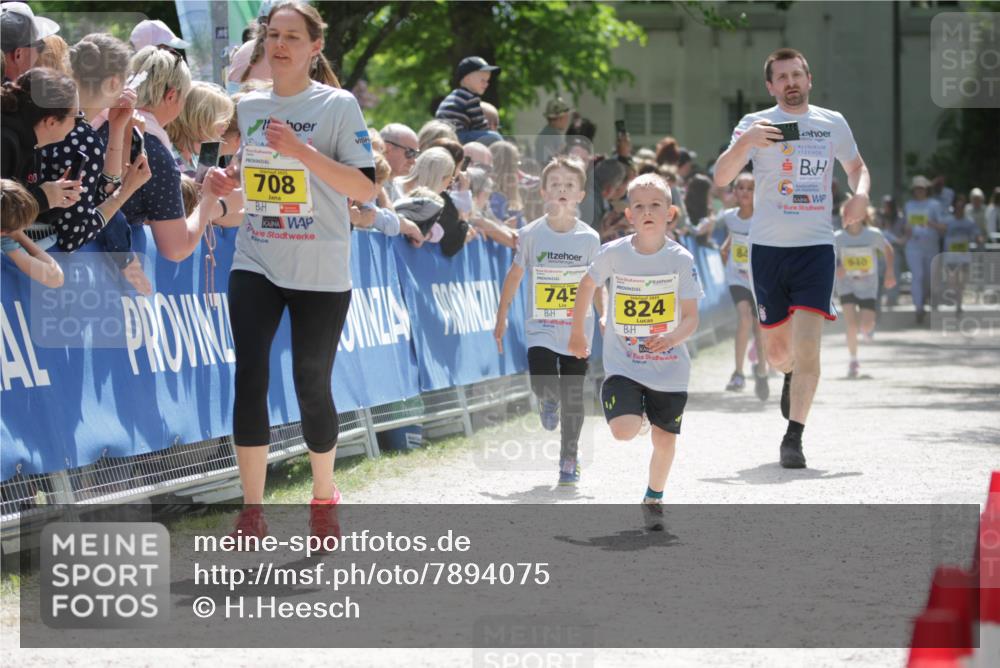 17.05.2025 - Störlauf H.Heesch http://msf.ph/oto/7894075 17.05.2025 14:11:54 Ziel 708, 745, 824, 84, 940 meine-sportfotos.de