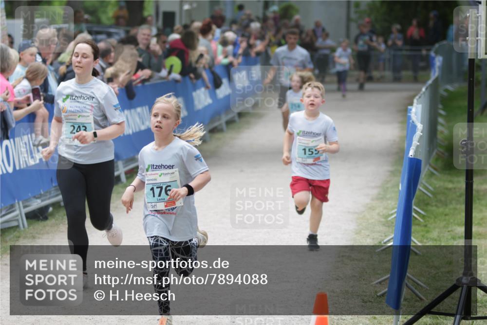 17.05.2025 - Störlauf H.Heesch http://msf.ph/oto/7894088 17.05.2025 13:45:45 Ziel 242, 2025, 176, 155 meine-sportfotos.de