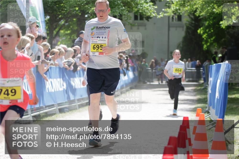 17.05.2025 - Störlauf H.Heesch http://msf.ph/oto/7894135 17.05.2025 14:12:07 Ziel 749, 2025, 695, 864 meine-sportfotos.de