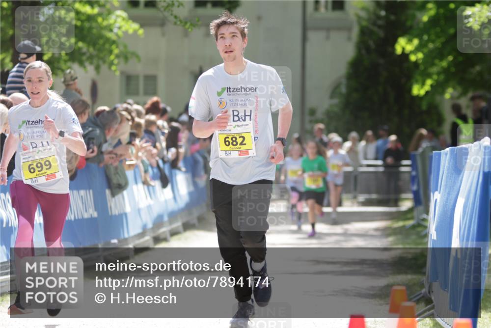 17.05.2025 - Störlauf H.Heesch http://msf.ph/oto/7894174 17.05.2025 14:12:16 Ziel 699, 2025, 682 meine-sportfotos.de