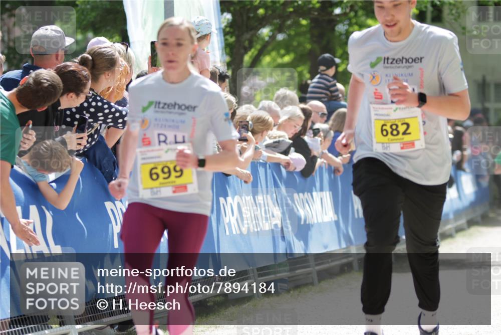 17.05.2025 - Störlauf H.Heesch http://msf.ph/oto/7894184 17.05.2025 14:12:17 Ziel 699, 682 meine-sportfotos.de