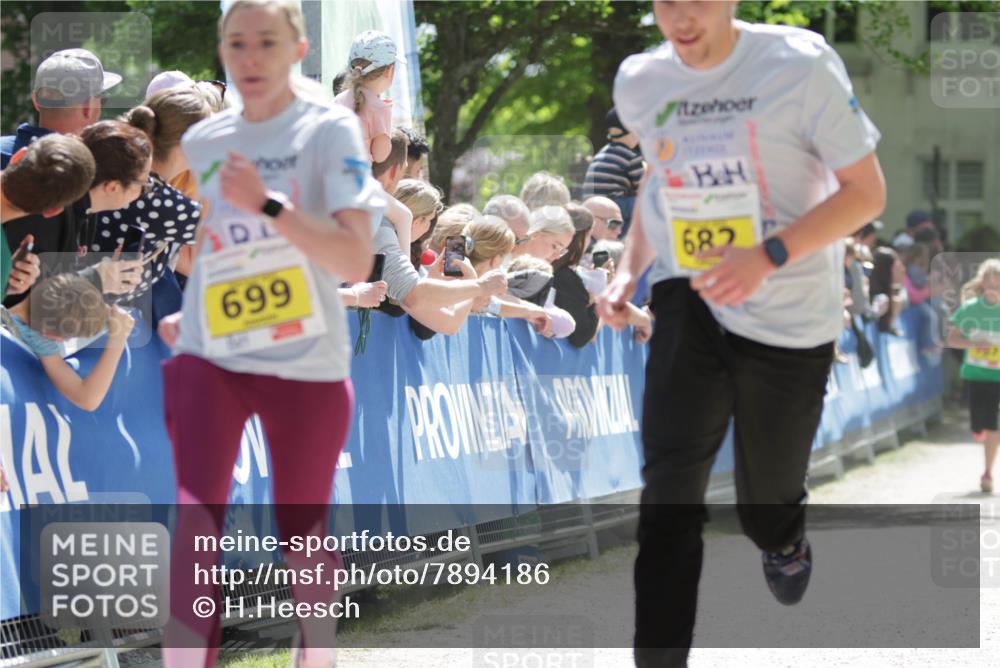 17.05.2025 - Störlauf H.Heesch http://msf.ph/oto/7894186 17.05.2025 14:12:17 Ziel 682, 699 meine-sportfotos.de