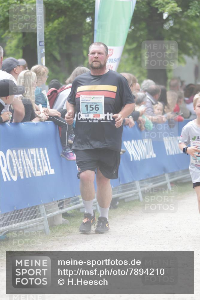 17.05.2025 - Störlauf H.Heesch http://msf.ph/oto/7894210 17.05.2025 13:46:23 Ziel 2025, 156, 1889 meine-sportfotos.de