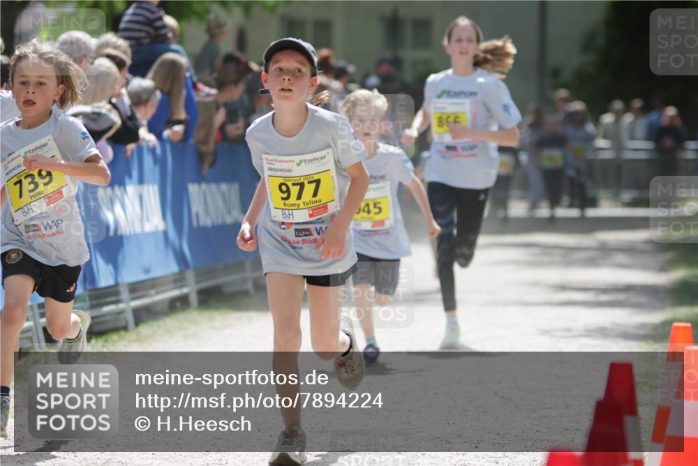 17.05.2025 - Störlauf H.Heesch http://msf.ph/oto/7894224 17.05.2025 14:12:25 Ziel 739, 25, 2025, 977, 45, 866 meine-sportfotos.de