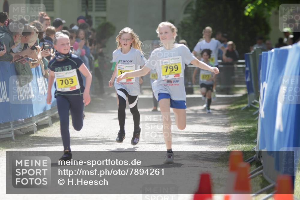 17.05.2025 - Störlauf H.Heesch http://msf.ph/oto/7894261 17.05.2025 14:12:31 Ziel 703, 799 meine-sportfotos.de