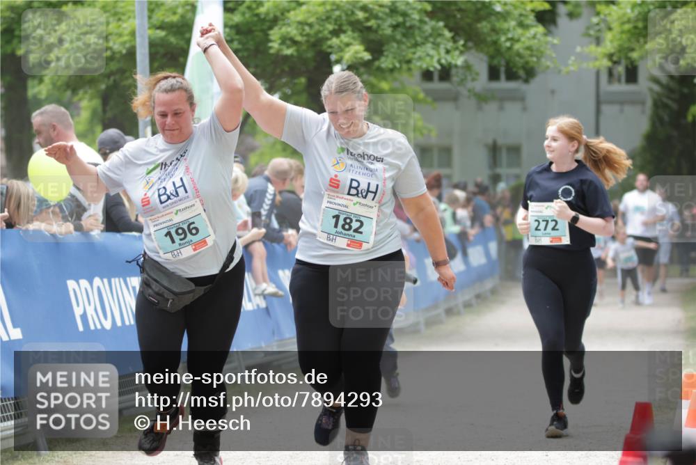 17.05.2025 - Störlauf H.Heesch http://msf.ph/oto/7894293 17.05.2025 13:46:46 Ziel 2025, 196, 182, 272 meine-sportfotos.de