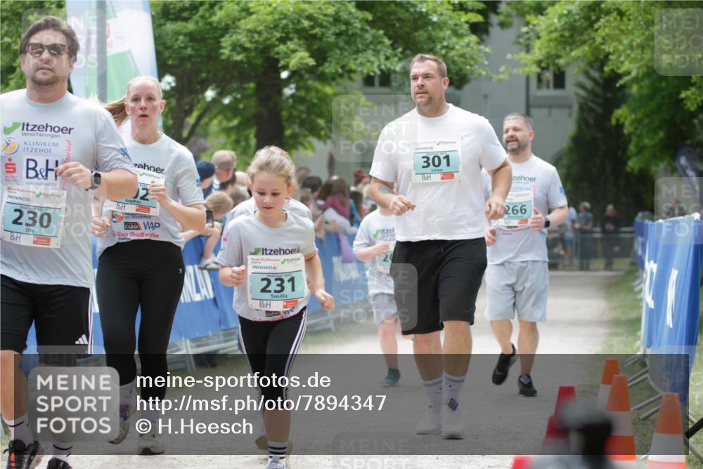 17.05.2025 - Störlauf H.Heesch http://msf.ph/oto/7894347 17.05.2025 13:46:57 Ziel 2025, 230, 02, 2025, 231, 20, 301, 266 meine-sportfotos.de