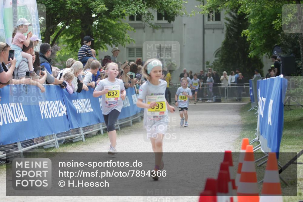 17.05.2025 - Störlauf H.Heesch http://msf.ph/oto/7894366 17.05.2025 14:13:27 Ziel 832, 893, 858 meine-sportfotos.de