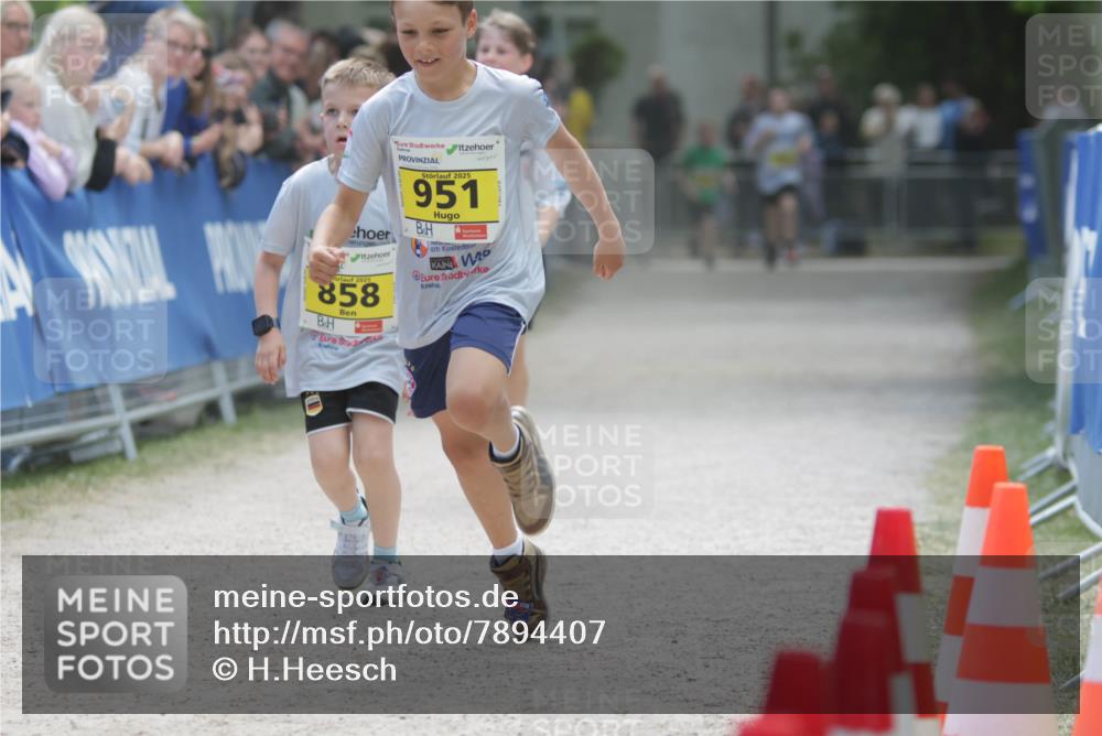 17.05.2025 - Störlauf H.Heesch http://msf.ph/oto/7894407 17.05.2025 14:13:33 Ziel 2025, 858, 2025, 951 meine-sportfotos.de