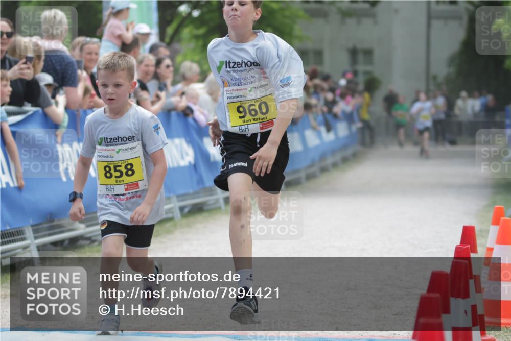 17.05.2025 - Störlauf H.Heesch http://msf.ph/oto/7894421 17.05.2025 14:13:35 Ziel 2025, 960, 2025, 858, 9, 201 meine-sportfotos.de