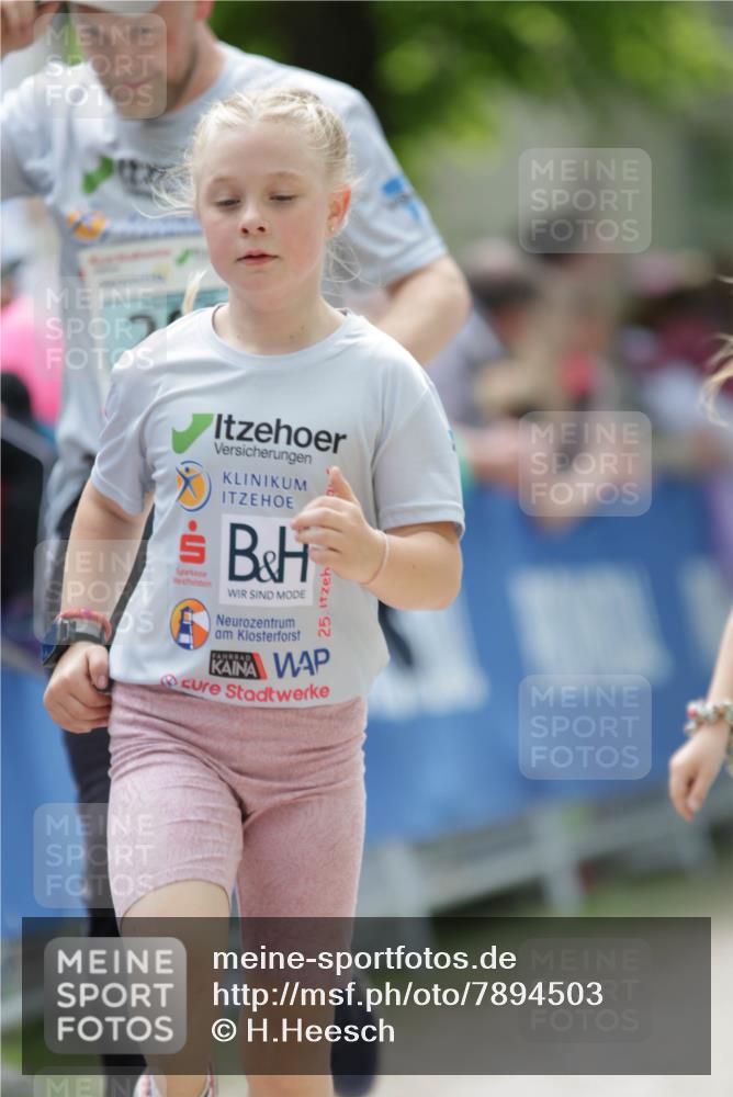 17.05.2025 - Störlauf H.Heesch http://msf.ph/oto/7894503 17.05.2025 13:47:47 Ziel 25 meine-sportfotos.de