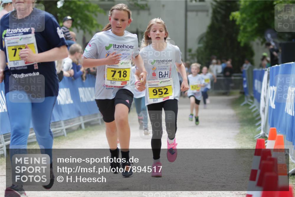 17.05.2025 - Störlauf H.Heesch http://msf.ph/oto/7894517 17.05.2025 14:14:05 Ziel 73, 2025, 718, 2025, 952 meine-sportfotos.de