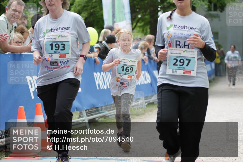 17.05.2025 - Störlauf H.Heesch http://msf.ph/oto/7894540 17.05.2025 13:48:07 Ziel 2025, 193, 0111, 169, 2025, 297 meine-sportfotos.de